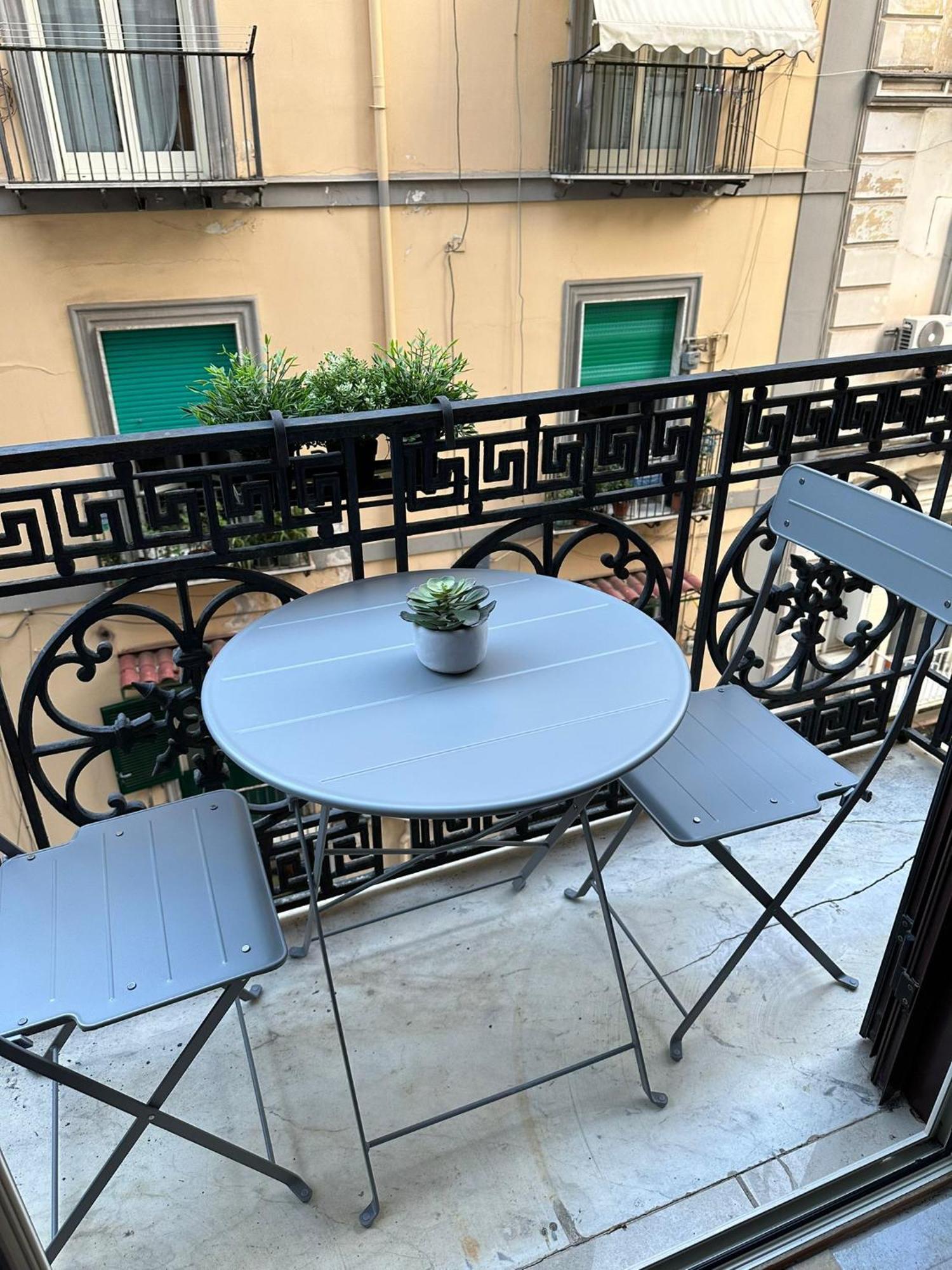B&B Pantarei Napoli Экстерьер фото
